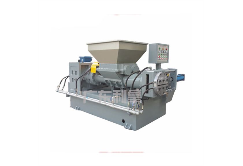 橡膠出片擠出機(jī)：現(xiàn)代工業(yè)的心臟